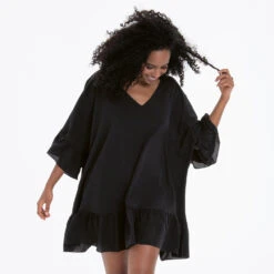 Anita Tunika Akalani